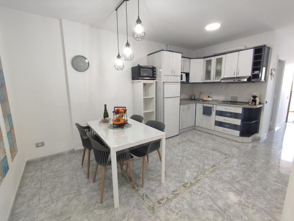 Vivienda Agaete Parque Apartment Playa del Ingles  Exterior photo