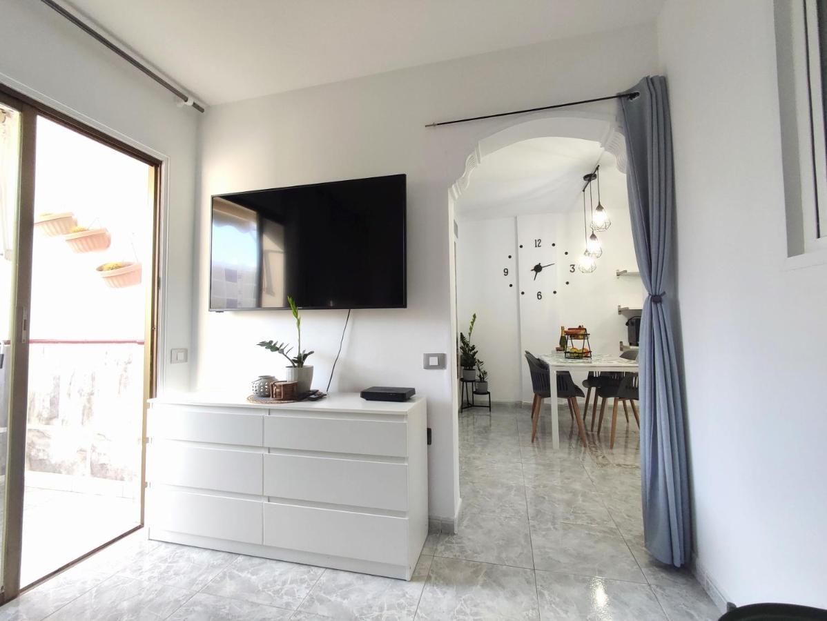 Vivienda Agaete Parque Apartment Playa del Ingles  Exterior photo